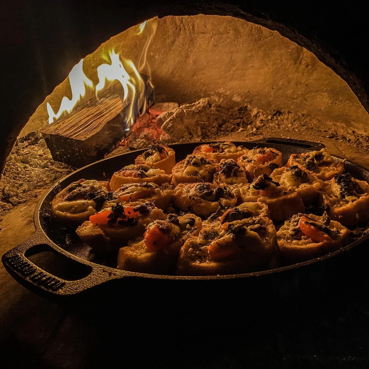 Valhal Outdoor Skillet / Plancha / Koekenpan - Gietijzer - Diameter 35cm, Twee Handvatten, VH35F - Afbeelding 8