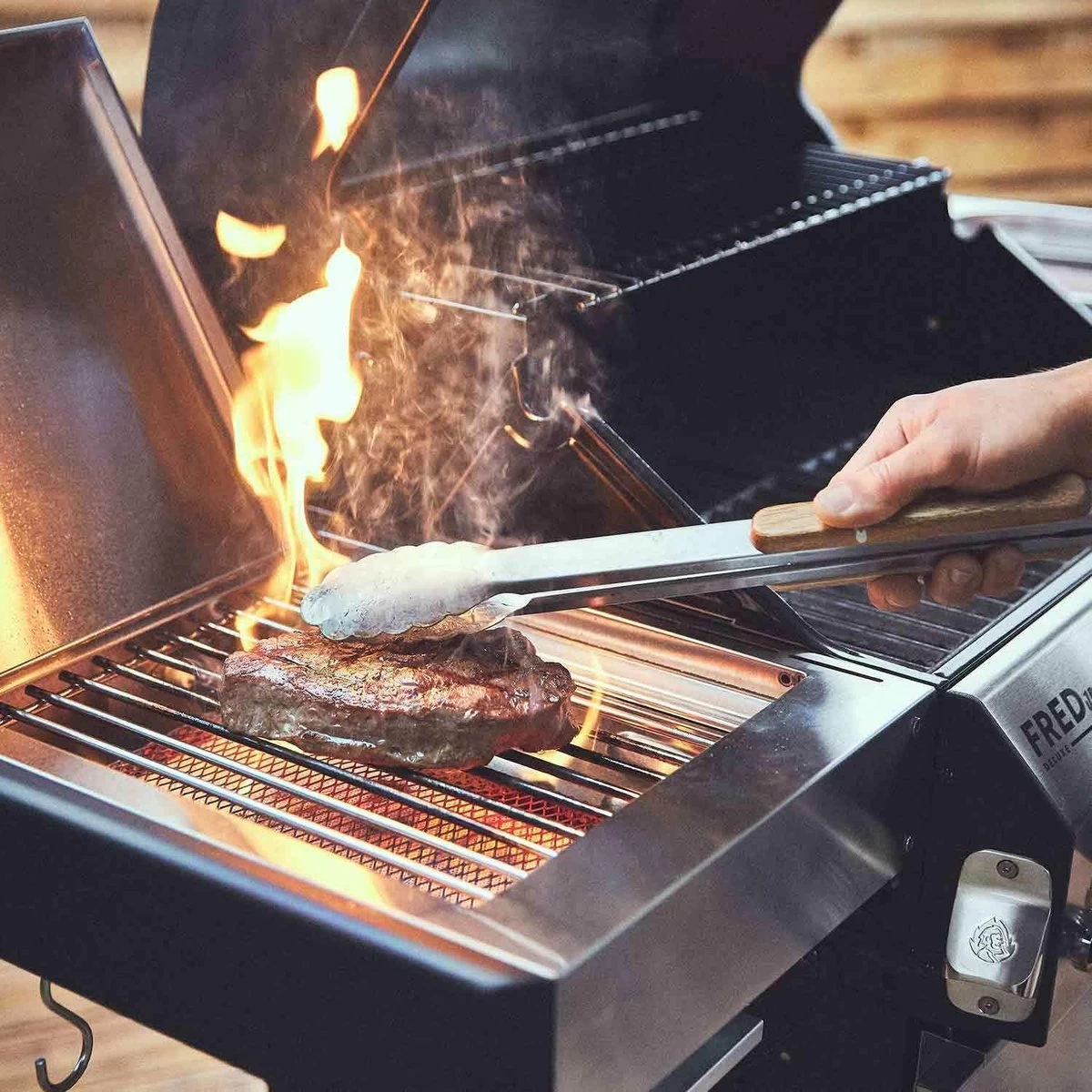 Burnhard Gas BBQ FRED JR. Deluxe - 2 Branders - Incl. Keramische Infraroodbrander & Afdekhoes - Deluxe - Afbeelding 5